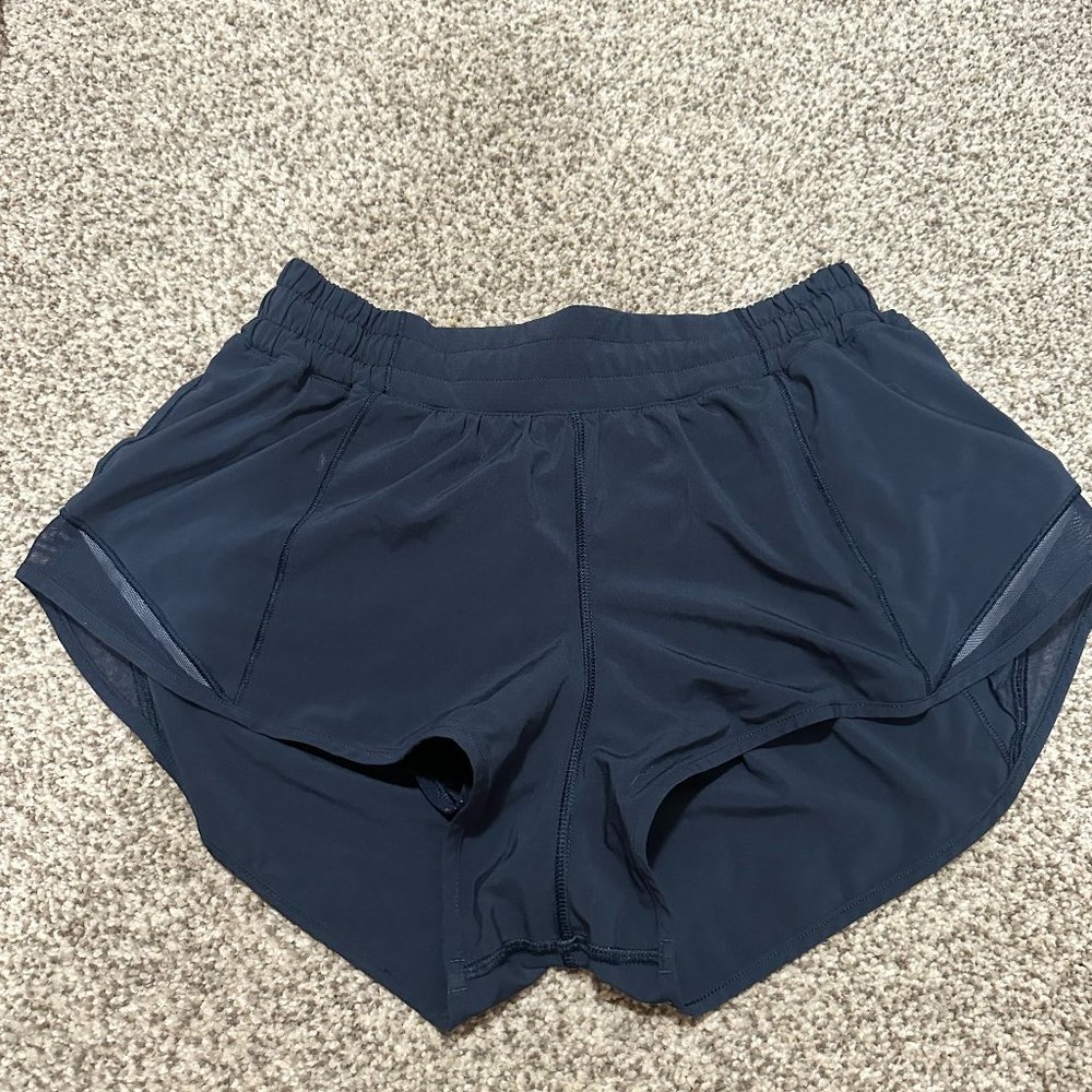 navy blue hotty hot lululemon shorts